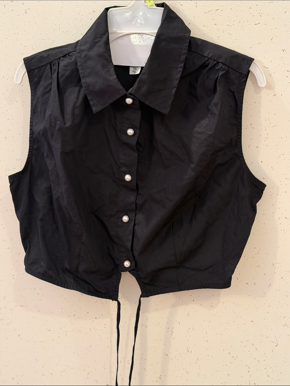 Sleeveless Black Button-Front Crop Top